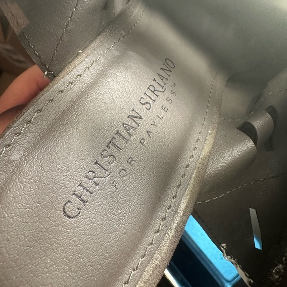 Chunky Heels - Picture 3 of 4